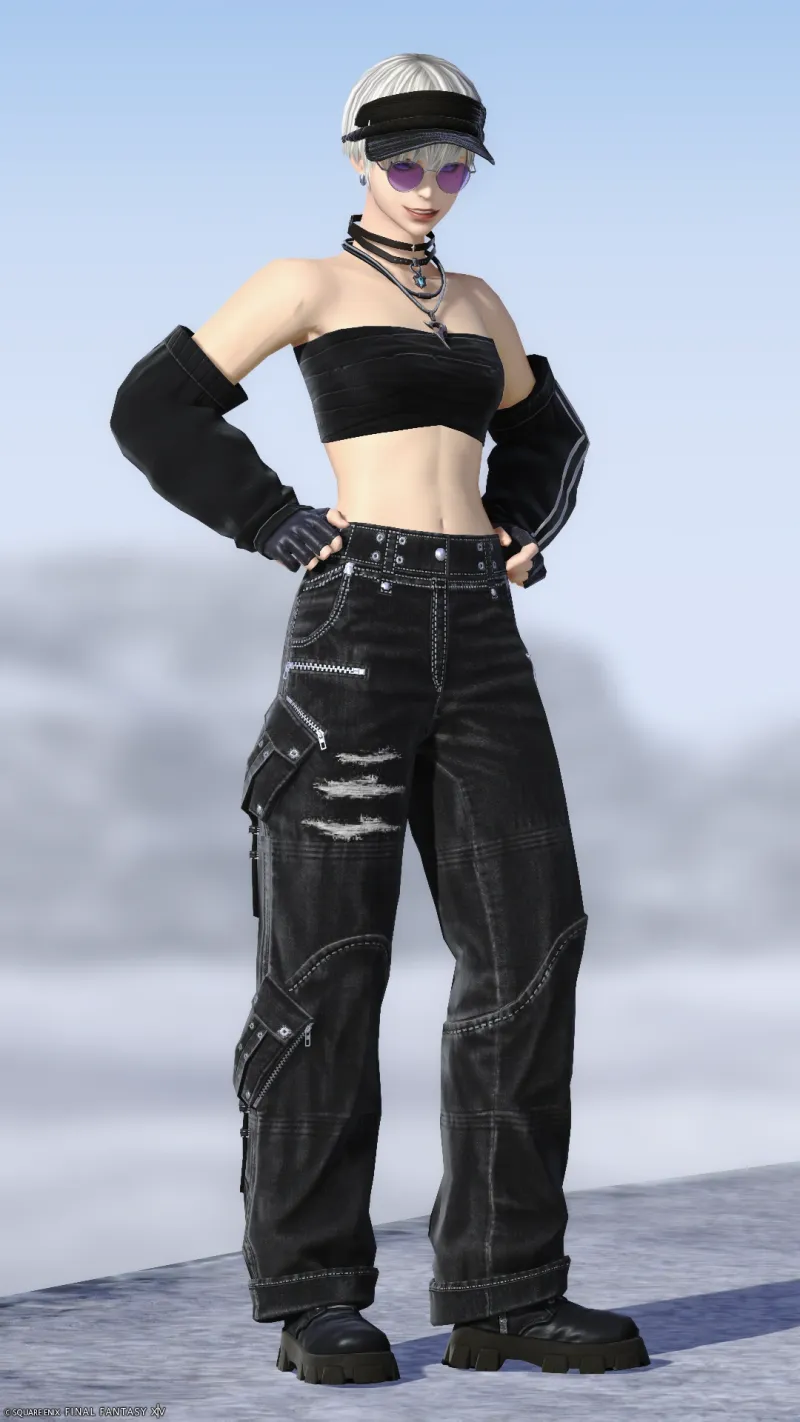 ブラックコーデ④