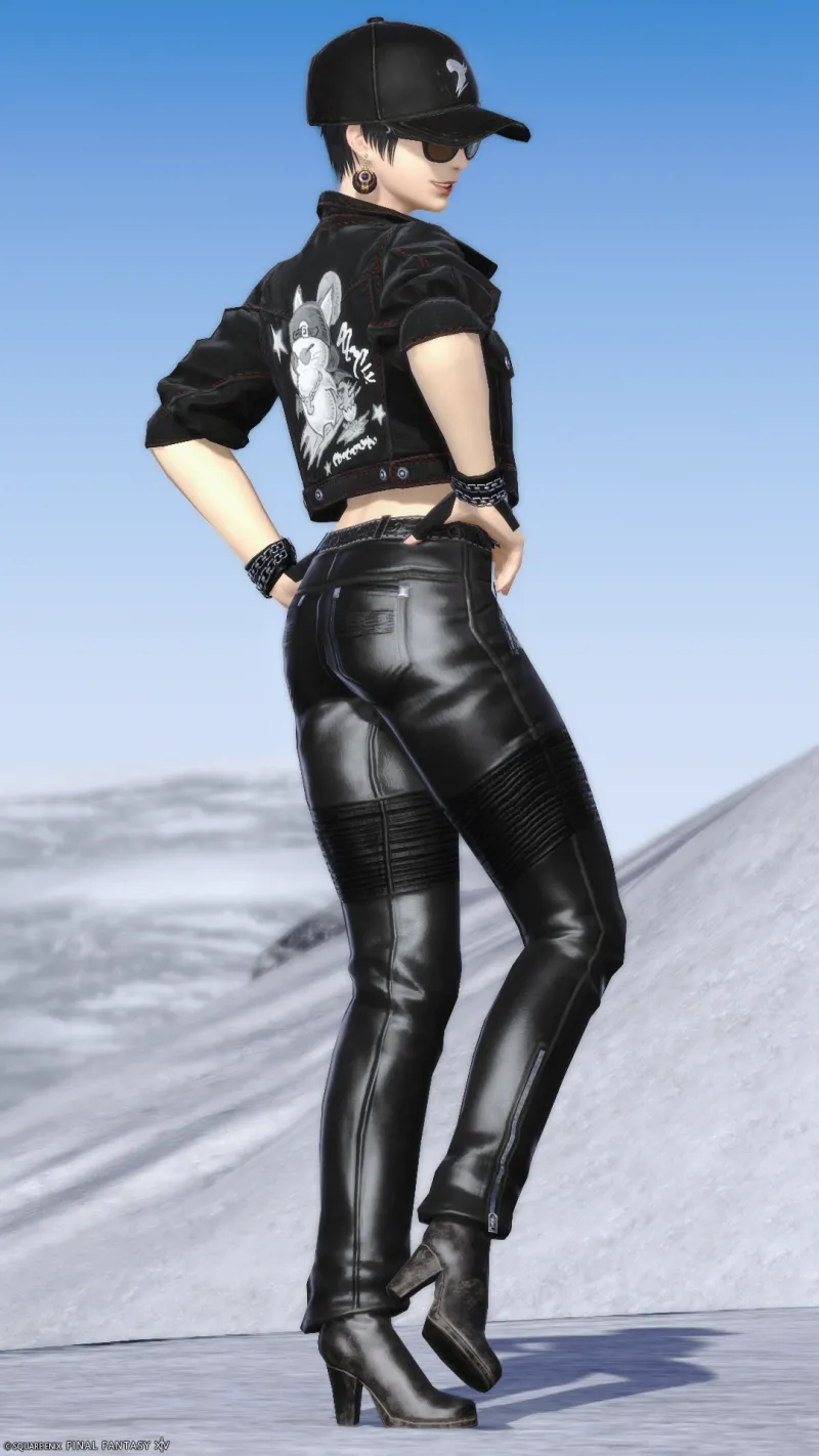 ブラックコーデ⑩