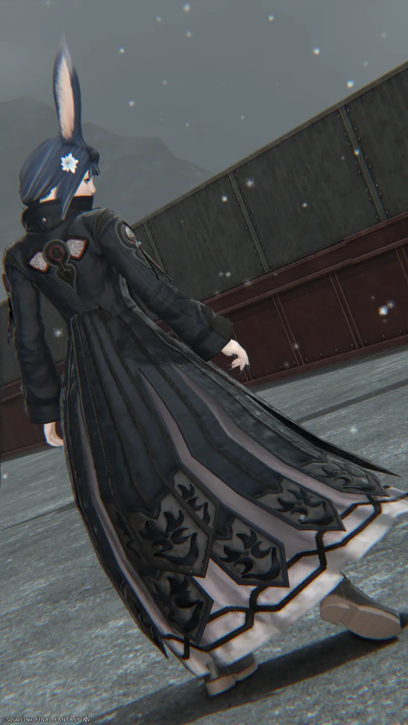 灰の中の輪郭 - Alt image