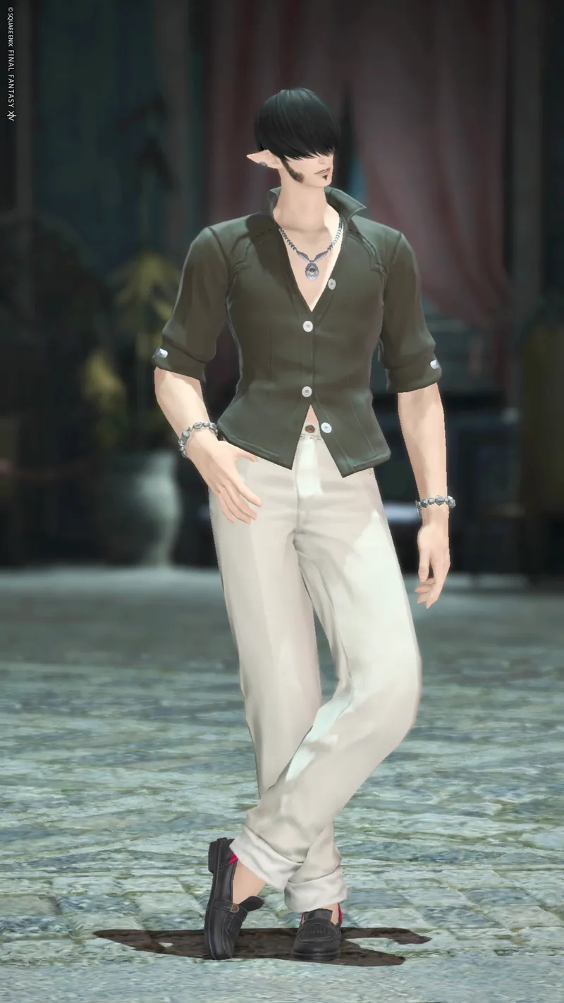 ちょっとうさんくさい男のコーデ